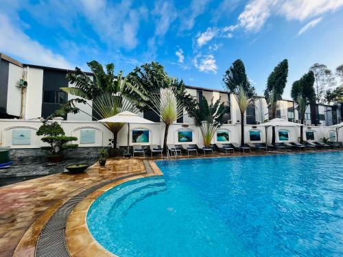 Economic Package (7 Nights – 8 Days) – Vietnam